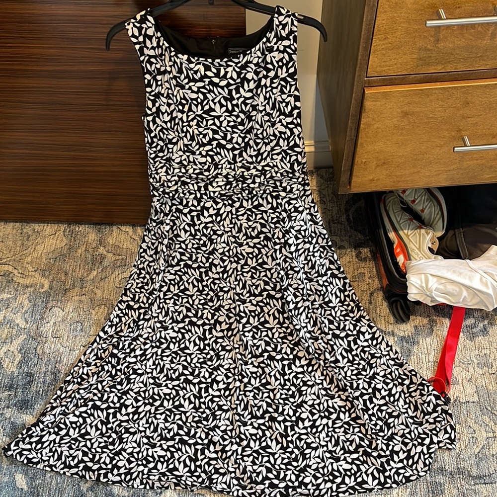 Jessica Howard Dress